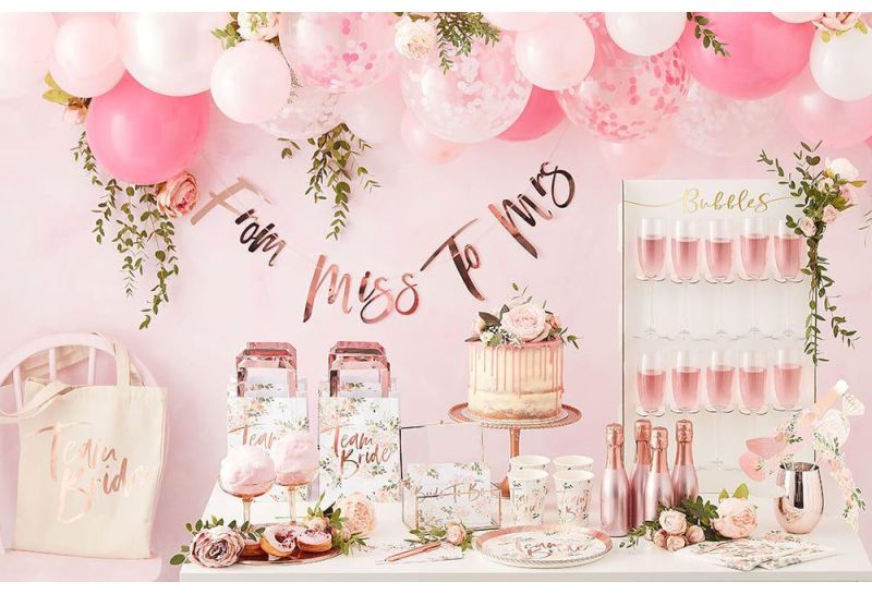 bachelorette party decor ideas