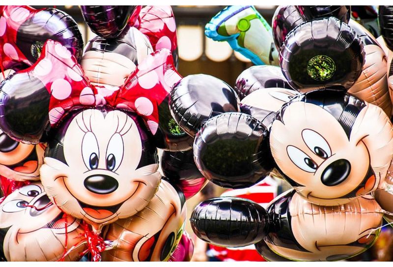 How to Make a Minnie Mouse Balloon Tower