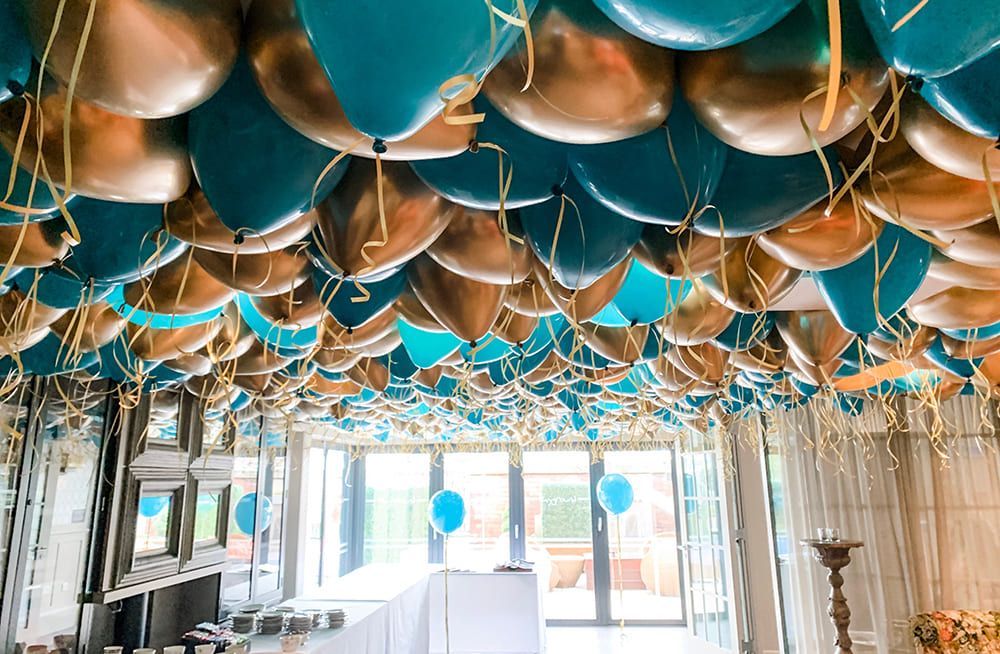 How to Hang Balloons from the Ceiling - How-to Guide and Ideas