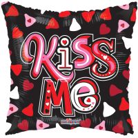 18" Kiss Me Balloon
