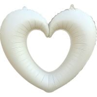 18" Linking Heart Matte Cream Balloon